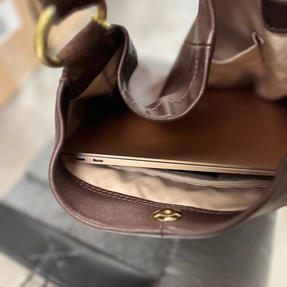 Coach hobo bag rich chocolate brn lthr 13.5hx13w - Picture 12 of 12